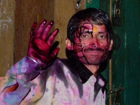 Holi...
