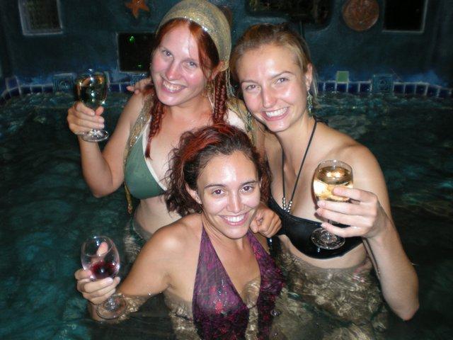 Crystal, Sophie & me in the Jacuzzi
