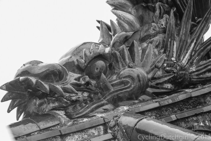 dragon on the castle