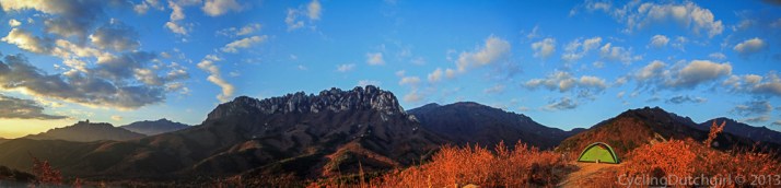 waking up in Seoraksan.